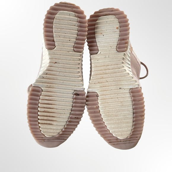 Women's Pink Sneakers in size 6.5 - Picture 6 of 8